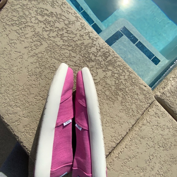 TOMs shoes - Picture 6 of 7